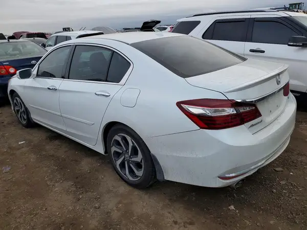 1HGCR3F00HA020509 2017 HONDA ACCORD - Image 2