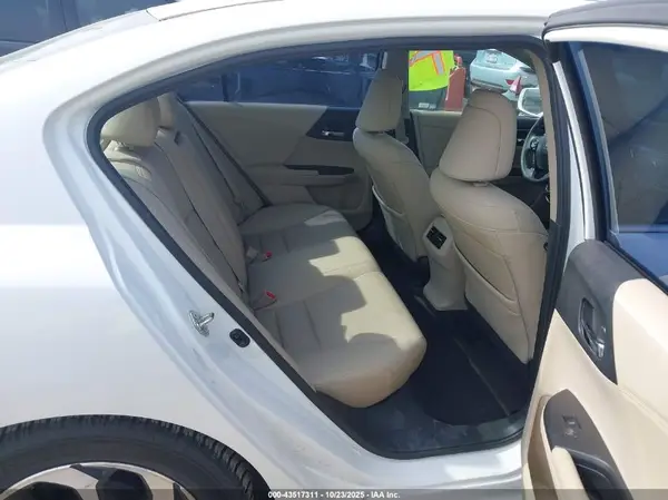 1HGCR3F01GA002373 2016 HONDA ACCORD - Image 8