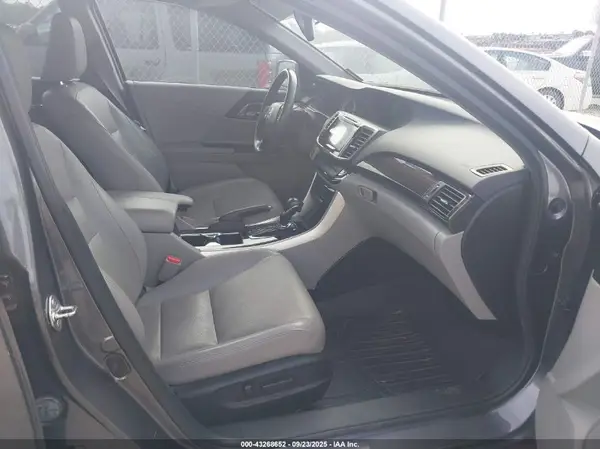 2016 HONDA ACCORD IAAI lot 43268652 auction photo 5