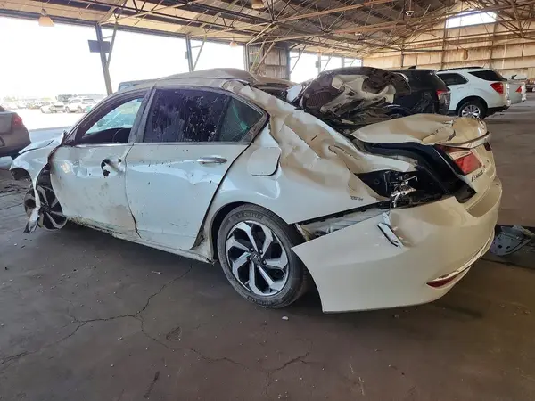 1HGCR3F01GA015463 2016 HONDA ACCORD - Image 2