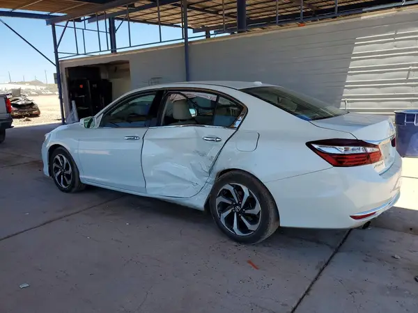 1HGCR3F01HA036136 2017 HONDA ACCORD - Image 2