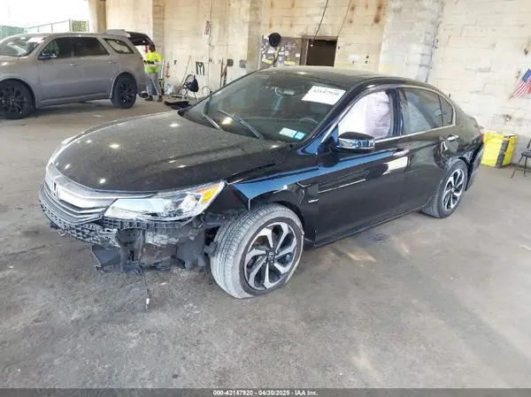 1HGCR3F01HA040865 2017 HONDA ACCORD - Image 2