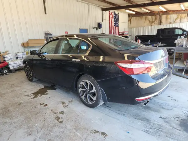 1HGCR3F02GA001765 2016 HONDA ACCORD - Image 2