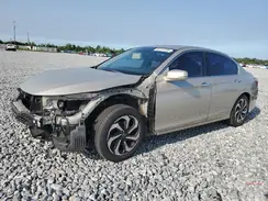 1HGCR3F02GA003645 2016 HONDA ACCORD