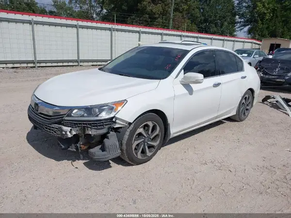1HGCR3F02GA010336 2016 HONDA ACCORD - Image 2
