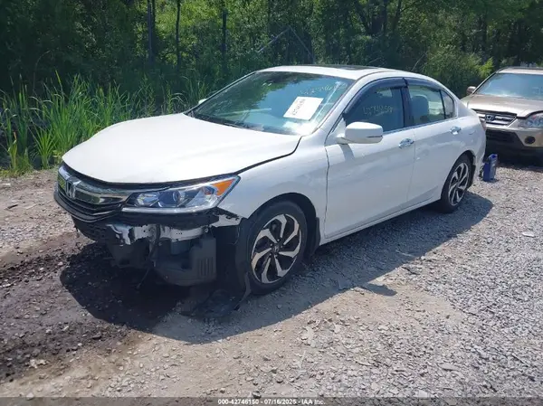1HGCR3F02GA014189 2016 HONDA ACCORD - Image 2