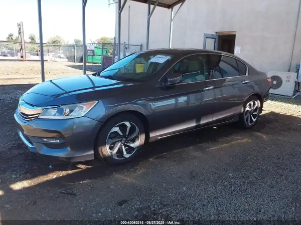1HGCR3F02GA023071 2016 HONDA ACCORD - Image 2