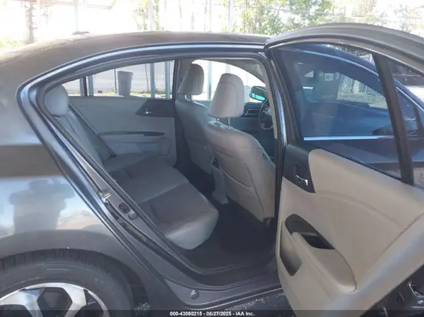 1HGCR3F02GA023071 2016 HONDA ACCORD - Image 8