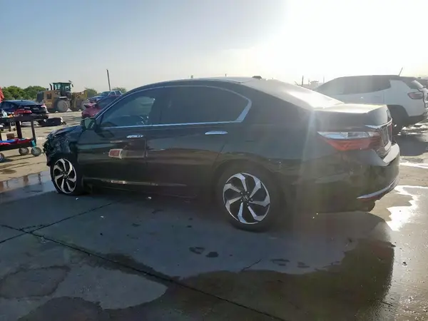 1HGCR3F02HA001881 2017 HONDA ACCORD - Image 2