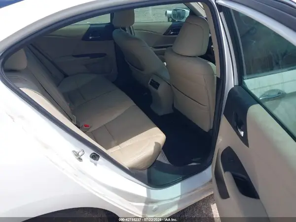 1HGCR3F02HA002951 2017 HONDA ACCORD - Image 8