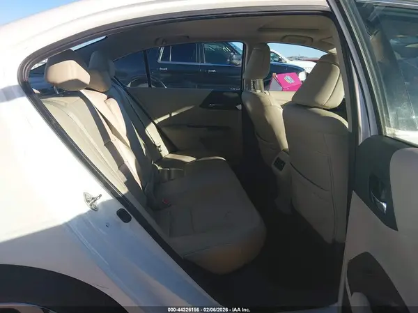 1HGCR3F02HA005090 2017 HONDA ACCORD - Image 8
