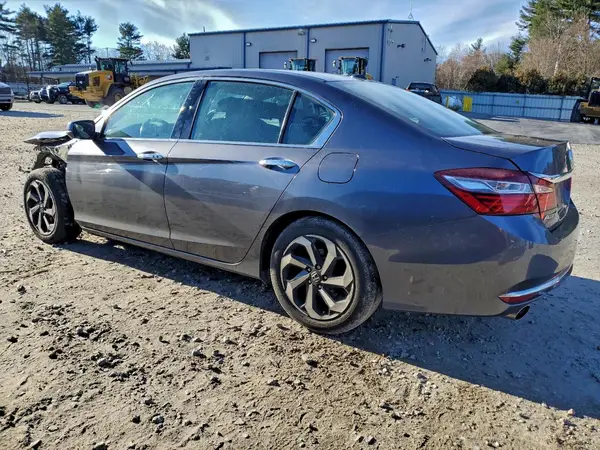 1HGCR3F02HA022035 2017 HONDA ACCORD - Image 2