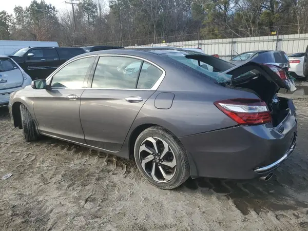 1HGCR3F02HA030524 2017 HONDA ACCORD - Image 2