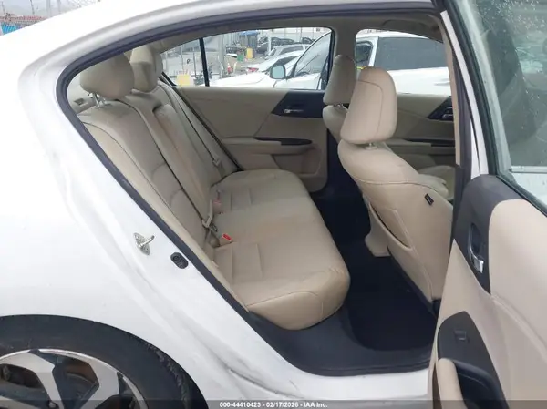 1HGCR3F03GA017750 2016 HONDA ACCORD - Image 8