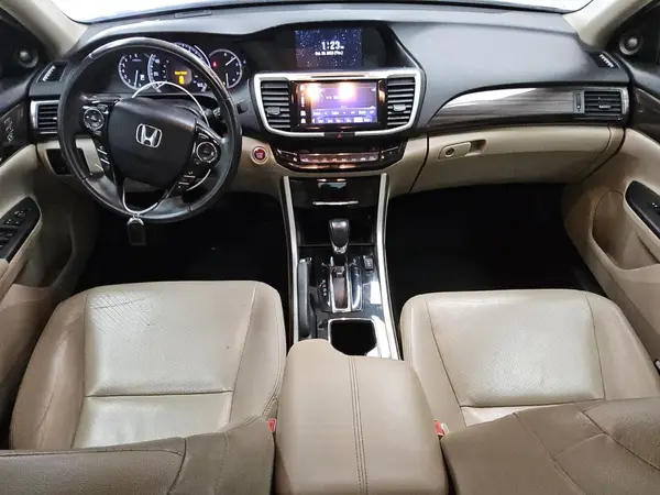 1HGCR3F03HA009245 2017 HONDA ACCORD - Image 8