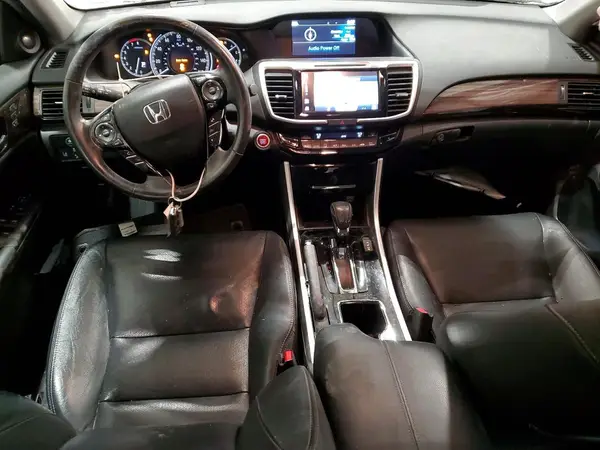 1HGCR3F03HA015675 2017 HONDA ACCORD - Image 8
