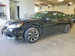 1HGCR3F03HA022514 2017 HONDA ACCORD