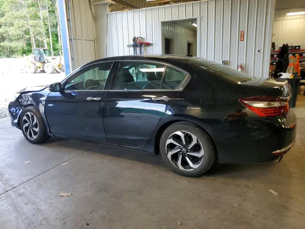 1HGCR3F03HA022514 2017 HONDA ACCORD - Image 2