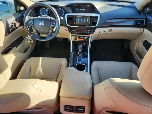 1HGCR3F03HA036218 2017 HONDA ACCORD - Image 8