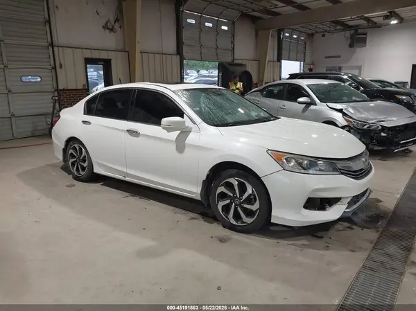 1HGCR3F04GA001511 2016 HONDA ACCORD - Image 1