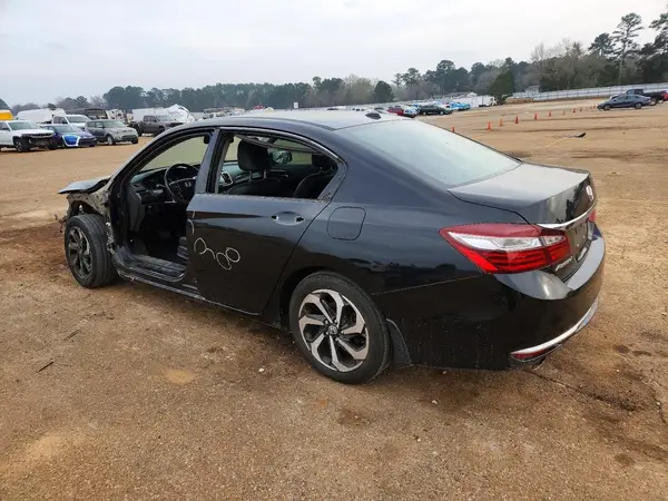 1HGCR3F04GA004893 2016 HONDA ACCORD - Image 2