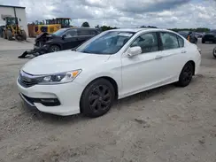 1HGCR3F04GA010967 2016 HONDA ACCORD