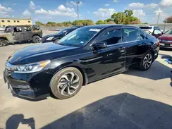 1HGCR3F04HA002384 2017 HONDA ACCORD