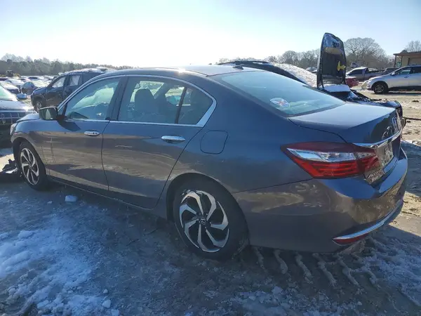 1HGCR3F04HA030718 2017 HONDA ACCORD - Image 2
