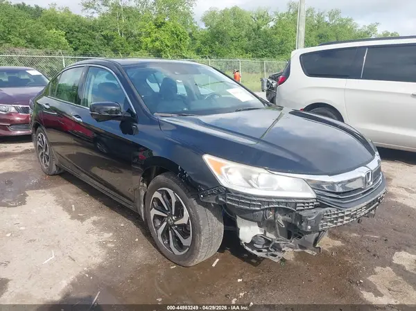 1HGCR3F04HA037121 2017 HONDA ACCORD - Image 1