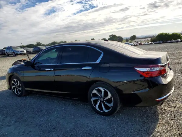 1HGCR3F05GA029592 2016 HONDA ACCORD - Image 2