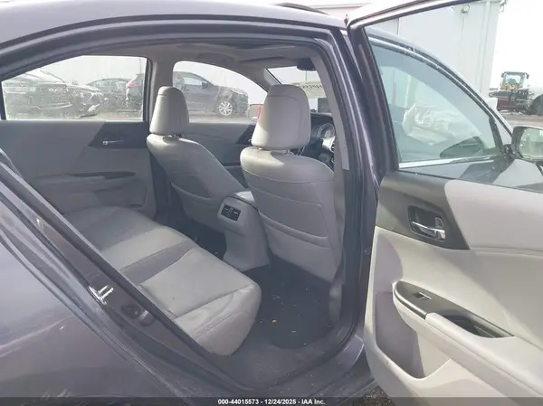 1HGCR3F06GA018262 2016 HONDA ACCORD - Image 8