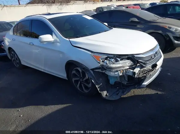 1HGCR3F06HA017047 2017 HONDA ACCORD - Image 1