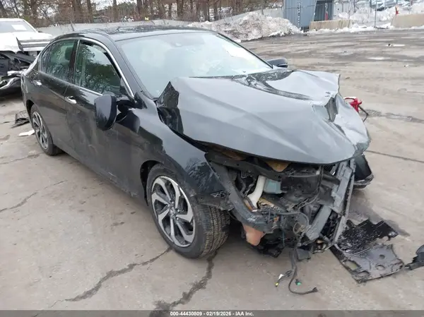 1HGCR3F07GA032901 2016 HONDA ACCORD - Image 1