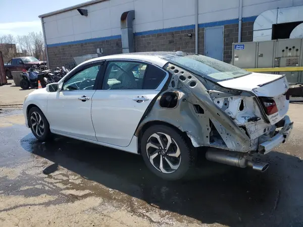 1HGCR3F07HA014013 2017 HONDA ACCORD - Image 2