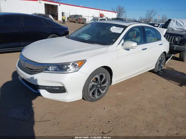 1HGCR3F07HA032883 2017 HONDA ACCORD - Image 2