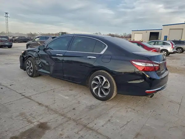 1HGCR3F07HA040532 2017 HONDA ACCORD - Image 2