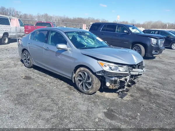 1HGCR3F08GA033443 2016 HONDA ACCORD - Image 1