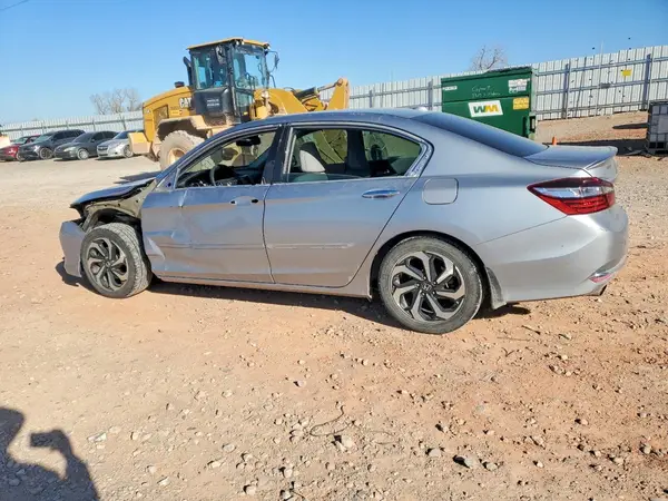 1HGCR3F08HA004915 2017 HONDA ACCORD - Image 2