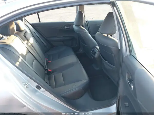 1HGCR3F08HA021519 2017 HONDA ACCORD - Image 8