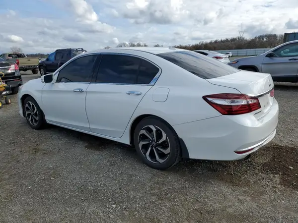 1HGCR3F09GA010365 2016 HONDA ACCORD - Image 2