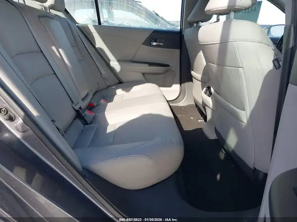 1HGCR3F09GA017655 2016 HONDA ACCORD - Image 8