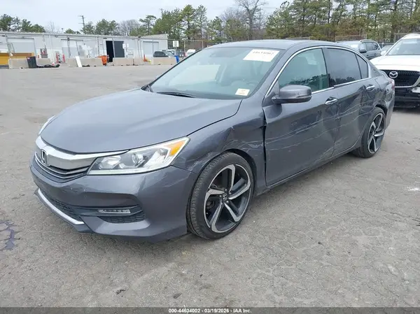 1HGCR3F09HA026566 2017 HONDA ACCORD - Image 2