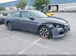 1HGCR3F09HA027703 2017 HONDA ACCORD