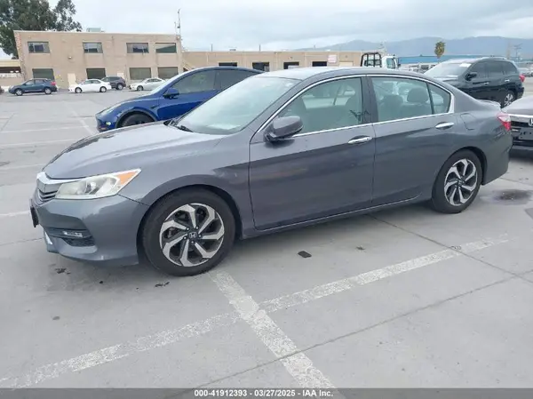 1HGCR3F09HA027703 2017 HONDA ACCORD - Image 2
