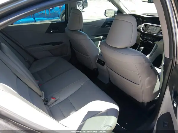 1HGCR3F0XHA002874 2017 HONDA ACCORD - Image 8