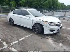 1HGCR3F0XHA003703 2017 HONDA ACCORD