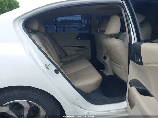 1HGCR3F0XHA003703 2017 HONDA ACCORD - Image 8