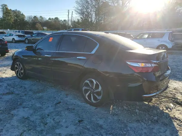 1HGCR3F0XHA009890 2017 HONDA ACCORD - Image 2