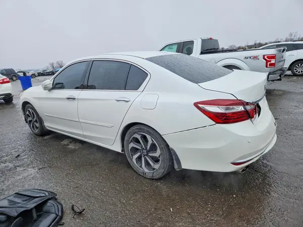 1HGCR3F0XHA021036 2017 HONDA ACCORD - Image 2