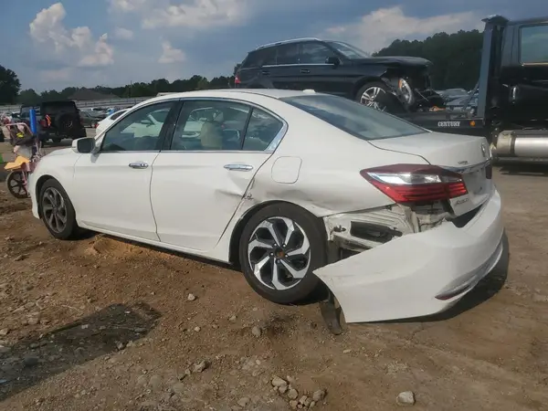1HGCR3F0XHA022526 2017 HONDA ACCORD - Image 2